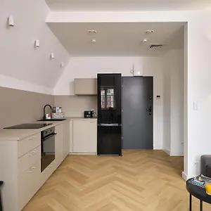https://solny-square-aparthotel.hotelswroclaw.com